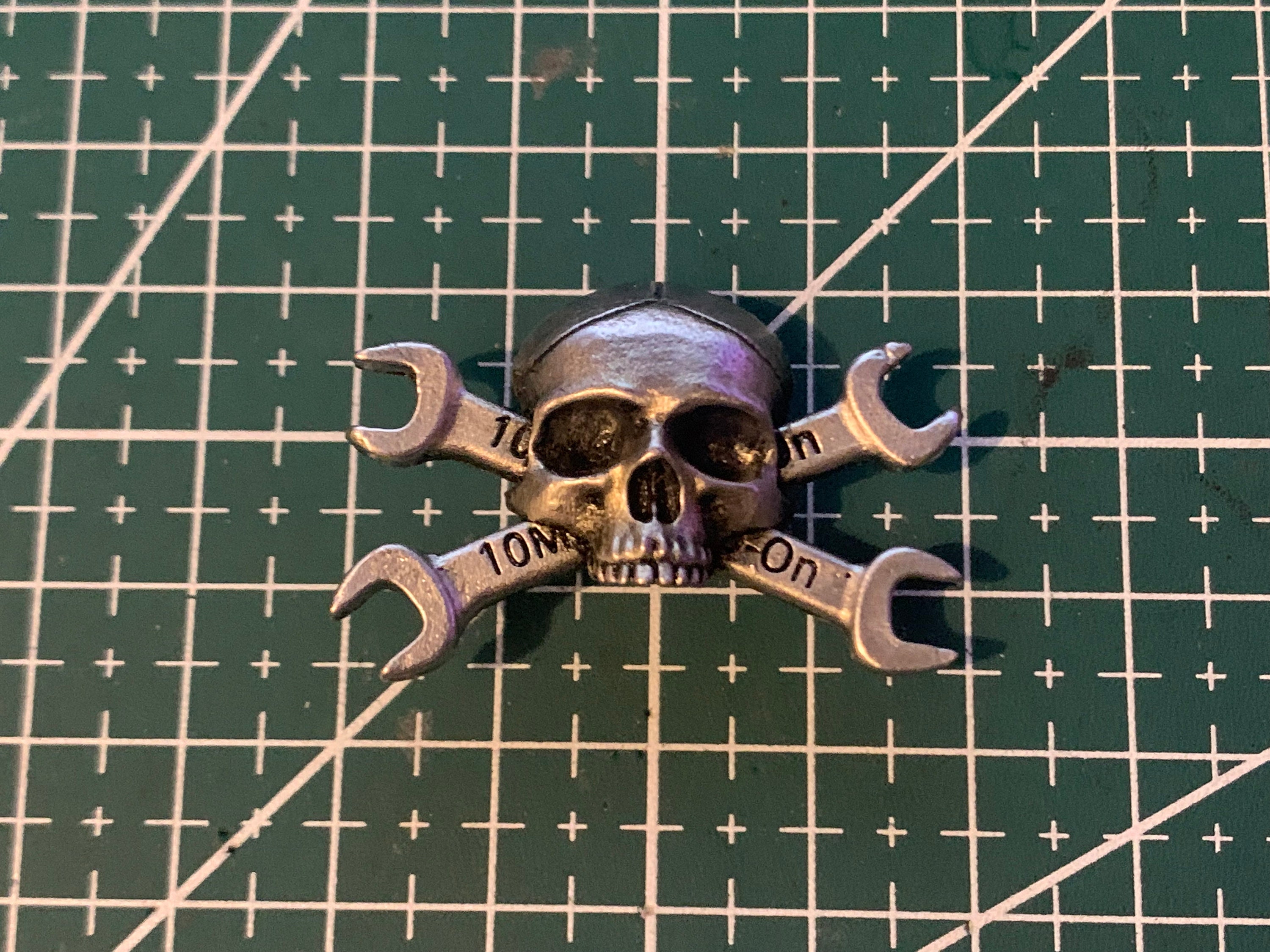 Gothic Skull And Crossbones Hat Pin - Polished Silver Pewter, 3/4" X 1 1/8", Made In USA - View #10