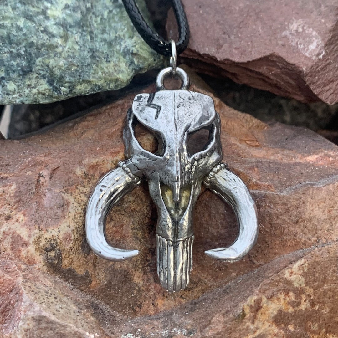 Mythosaur Skull Pendent Large - Hand Made Pewter Pin From Star Wars and ...