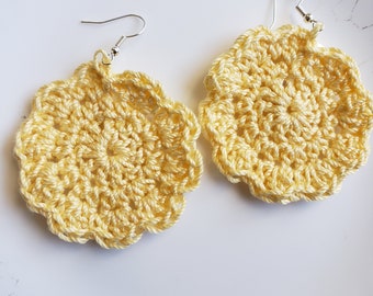 Handmade crochet earring