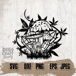 Può includere: Illustrazione in bianco e nero di funghi che crescono da una forma di cristallo geometrica circondata da foglie di marijuana.