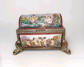 Casket Porcelain Capodimonte Cherub Dome jewerly trinket Box 8x5x5 inches