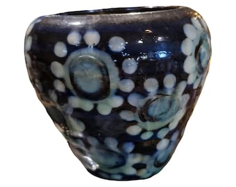 Vase pottery Herman A Kahler Art Deco Small Danmark Navy w/Teal flowers Artisan 3x3"