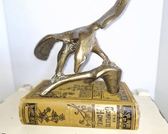 Vtg Stately Brass  Eagle Sculpture 11x7.5 inches.