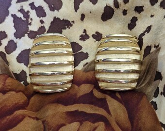 Earringd Givenchy Vintage Gold 1980's Ribbed Barrel  Runway Clip on designer