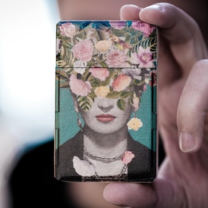 Portasigarette personalizzato come regalo per il testimone di nozze | Scatola regalo in legno | Scatola di marijuana | Decorazione del legno | Regalo per la mamma Frida art