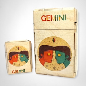 Portasigarette con incisione e fiammiferi dello zodiaco Gemelli - Regalo di compleanno Gemelli