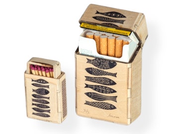 Vintage Cigarette Case, Cigaret case with matches