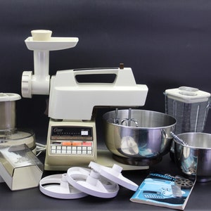 Vintage Oster Regency Kitchen Center 12 Speed Mixer Blender