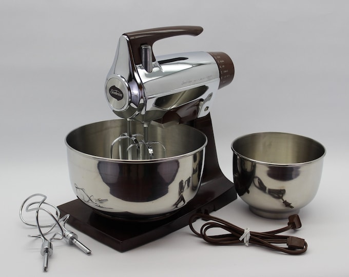 Vintage Sunbeam Mixmaster Stand Mixer / Mixing Bowls Beaters Dough Hooks / 70's Kitchen Decor Etsy