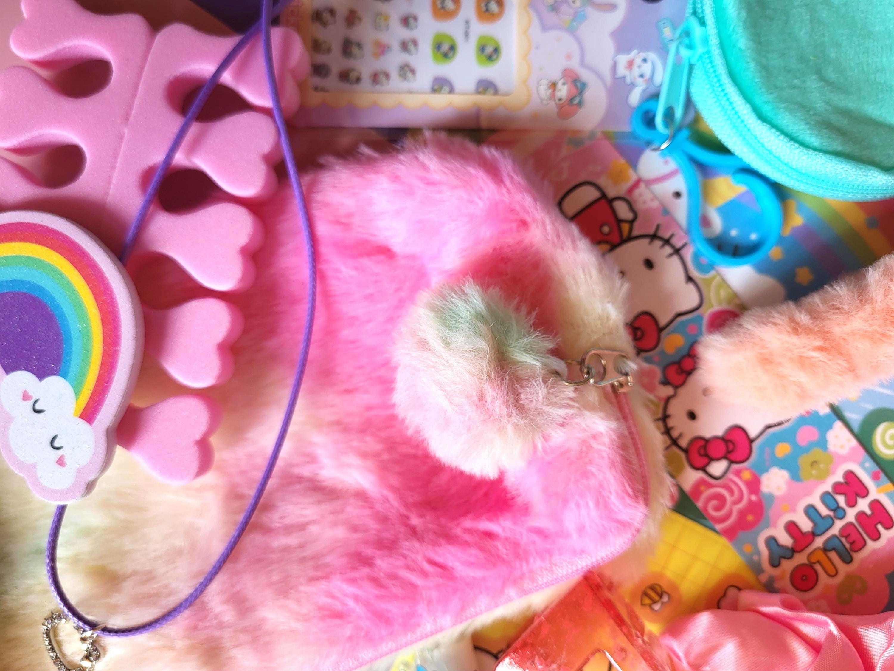 Hello Kitty Adventskalender 2025 – 24 Überraschungen Mit Haarschmuck | Für Mädchen, Countdown Bis Weihnachten | Offizielles Merchandise