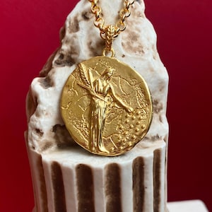Gold Greek Goddess Pendant, 14k Demeter Ancient Goddess Necklace, 18k Coin Necklace, Gift For Daughter, Christmas Gift Shop