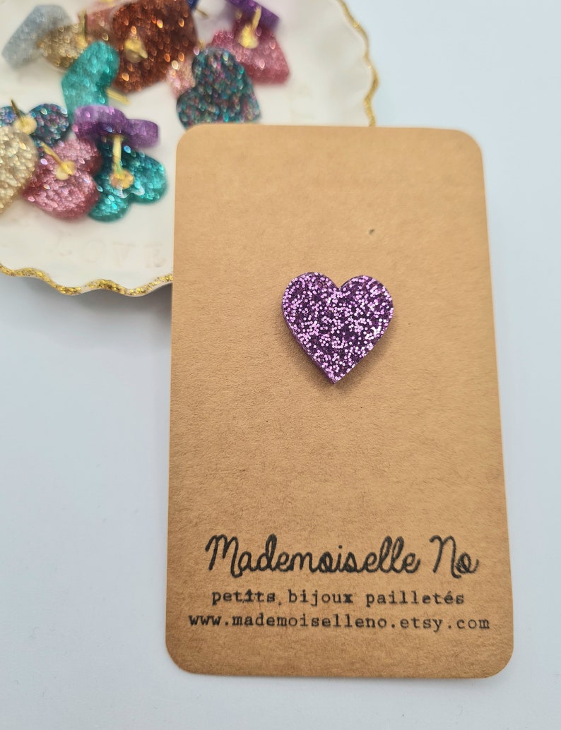 Pin's Coeur paillettes image 1