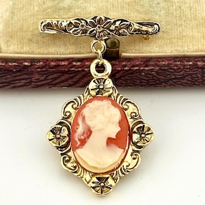 Vintage Gold Cameo Bar Brooch, 1950s Victorian Dangling Figurine Pin, Ornate Framed Dangle Pin, Antique-Inspired Jewelry, Collectible Gift