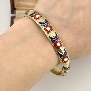 Vintage Gold Cloisonné Enamel Floral Bangle, Vintage Hand Painted Folk Art Bracelet, Statement Vintage Bangle, Collectable Vintage Jewellery