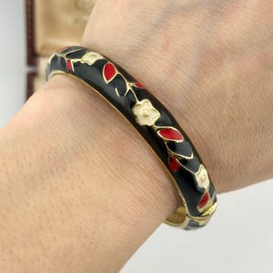 Vintage 1980s Gold Cloisonné Hinged Bangle, Retro Black Enamel Floral Cuff Bracelet, Collectible Vintage Jewellery, Vintage Gift For Her