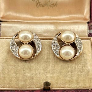 Vintage Gold Pearl Crystal Clip-On Earrings, 1980s Parisian Classic Ciro London Style, European Luxury Collectible Jewelry, Statement Studs