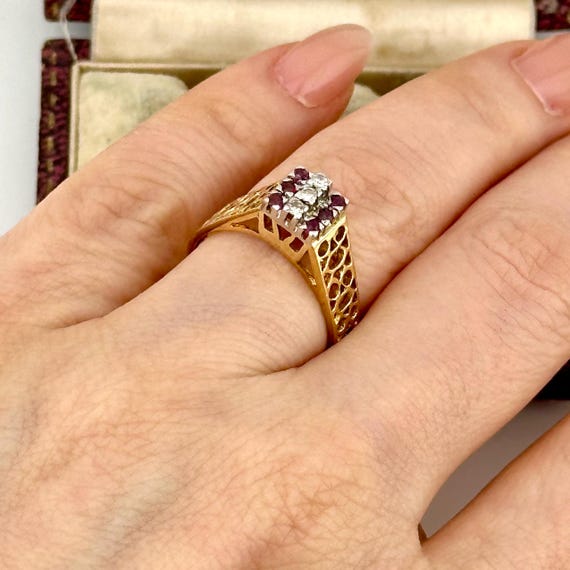 Vintage 9ct Solid Gold Diamond & Ruby Ring, Art D… - image 2