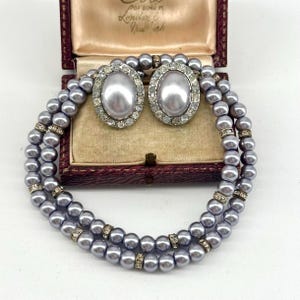 Vintage 1950s Lilac Pearl Necklace & Clip-On Earrings, Bridal Pearl Statement Jewelry Set, Heirloom Mid Century jewelry, Collectible Vintage