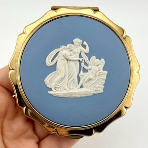 Vintage Stratton Wedgwood Cameo Compact Mirror, Blue Jasperware Classical Relief Design, English Vanity  Set