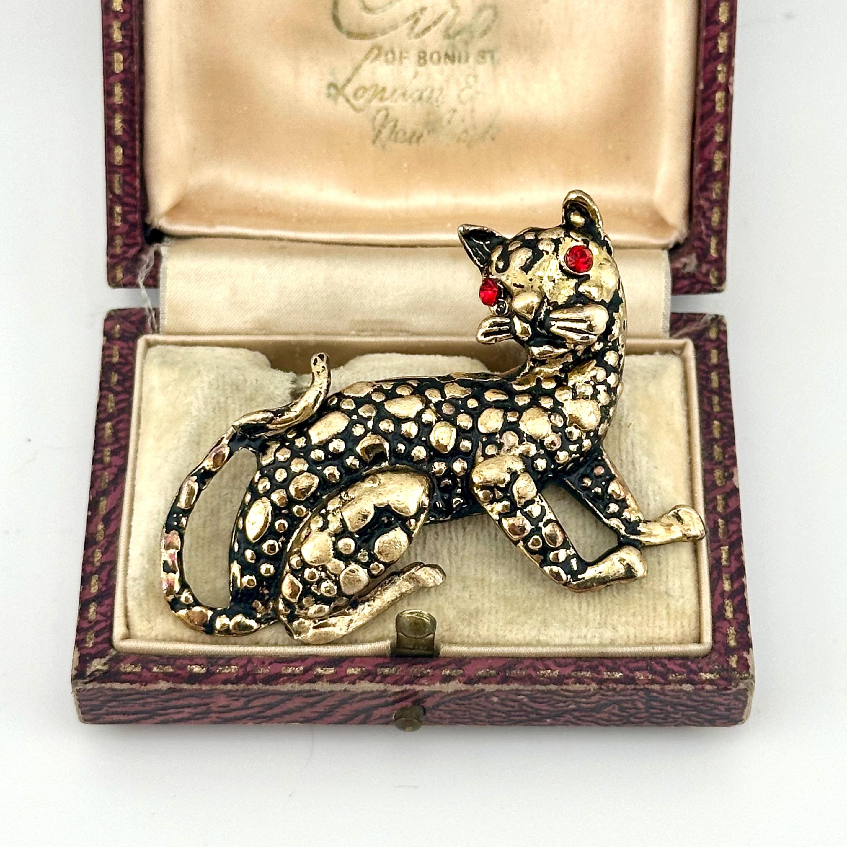 Buy Bulldog Crystal Eyes Online In India - Etsy India