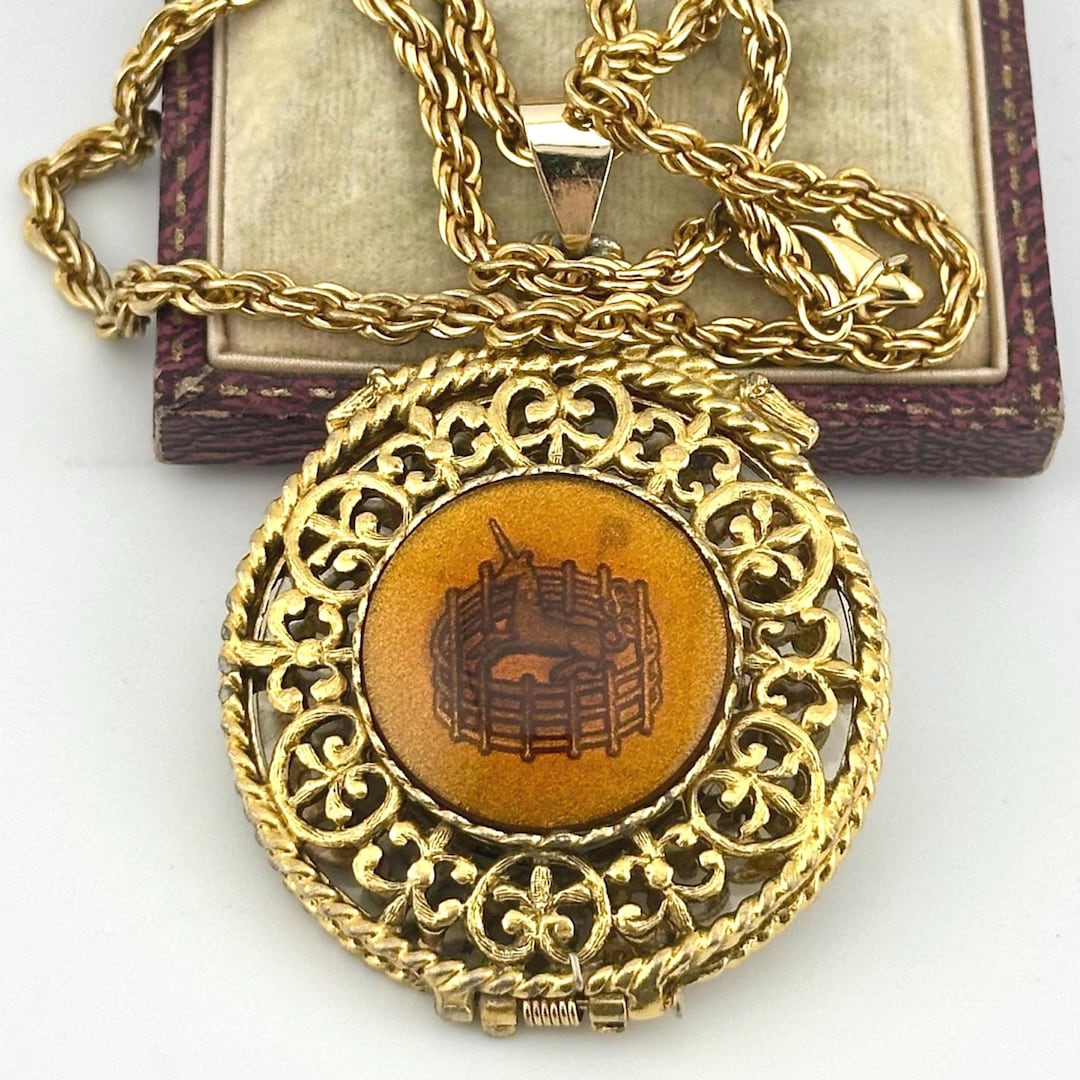 Perfume closet ネックレス(gold) Vintage 1960s Corday Unicorn Perfume Locket Necklace, Gold