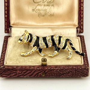 Panther 豹 エナメル ジルコニア vintage ブローチ ｄ02 Vintage Gold-plated Panther Brooch, Black Enamel Spotted