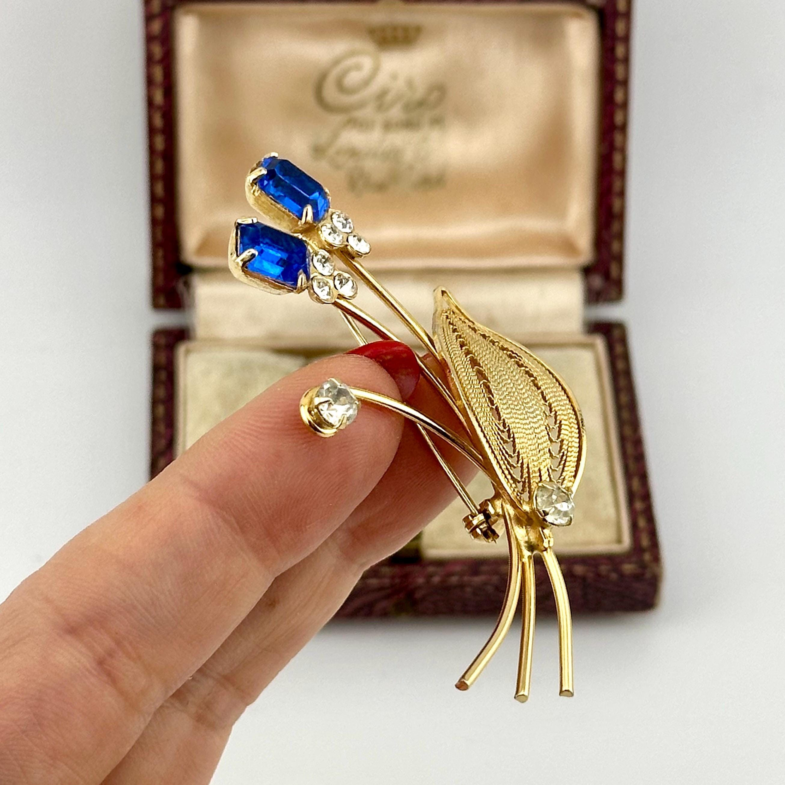 Vintage 1950s 18ct Gold Plated Sapphire Blue Glass Clear