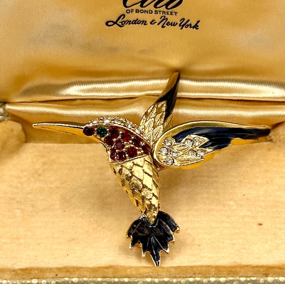 Vintage Hummingbird Brooch, Vintage Designer Sphi… - image 6