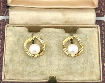 Vintage Gold Freshwater Pearl Stud Earrings, Minimalist Classic Pearl Jewelry, Timeless Elegant Studs