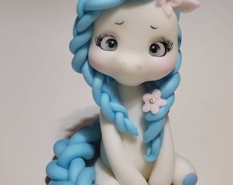 Einhorn Unicorn Figuren aus Fondant für Geburtstag Taufe Caketopper für Torten