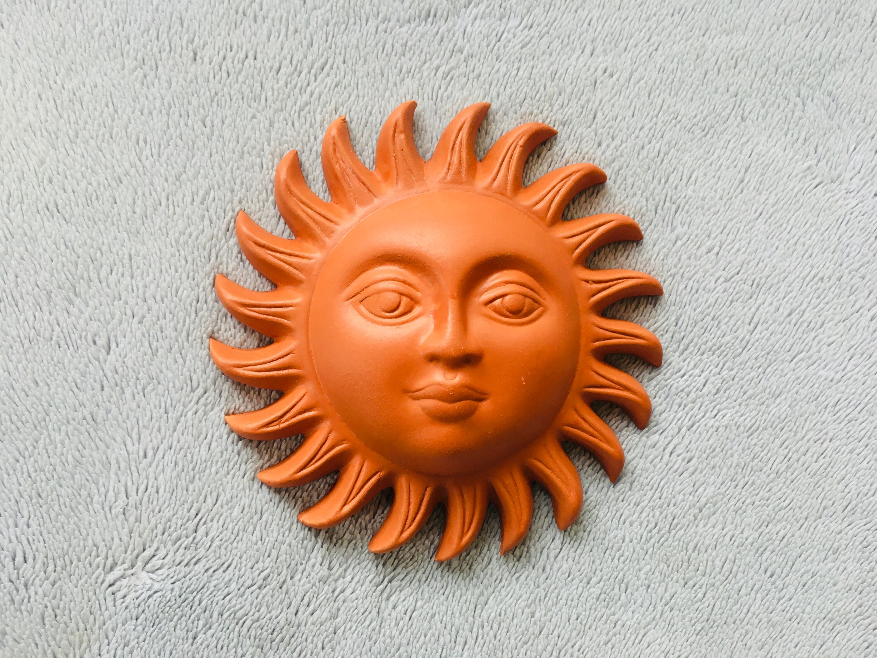 Sol De Cerámica Siciliana Para Pared - Diámetro 40 Cm, Hecho A Mano En Italia, Color Rojo, Decoración Exterior/Interior