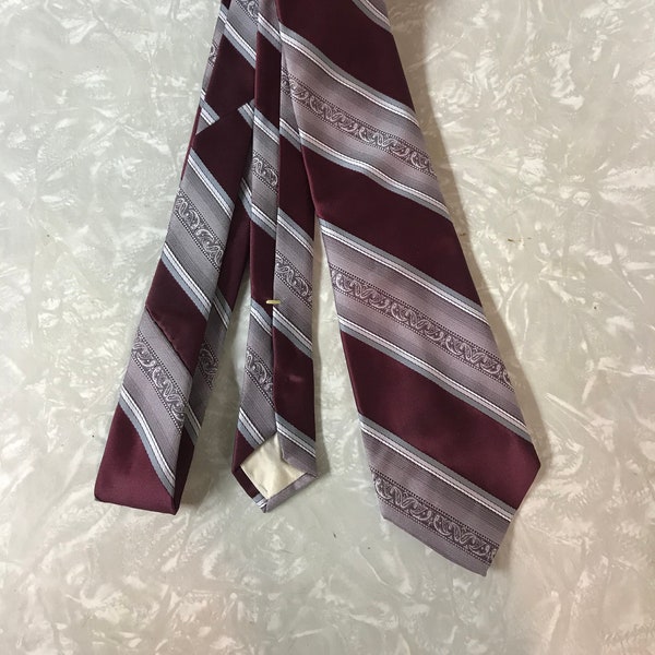 Vintage Don Loper 80s Burgundy Striped Necktie Narrow Men's Designer Couture Tie