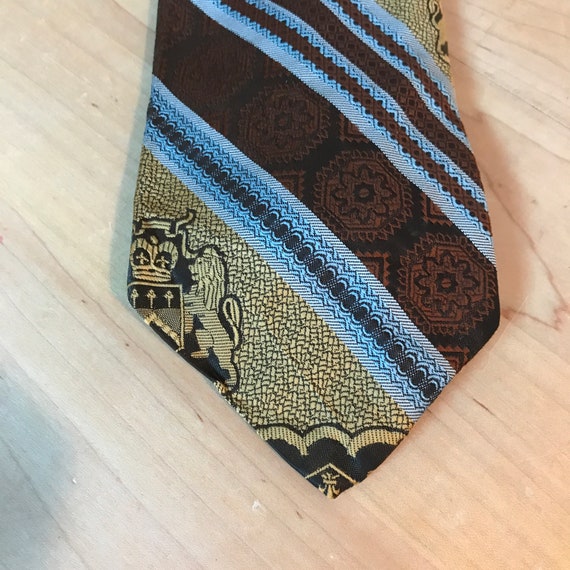 Vintage Super Wide Necktie 1970s Retro Heraldic M… - image 4