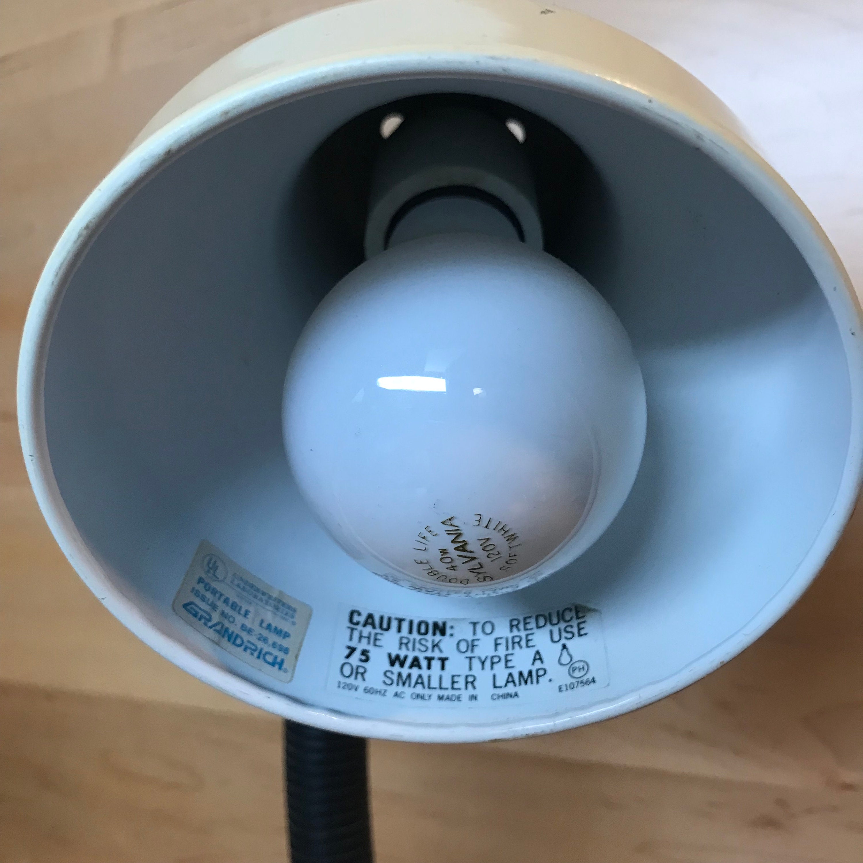 Grandrich portable cheap lamp