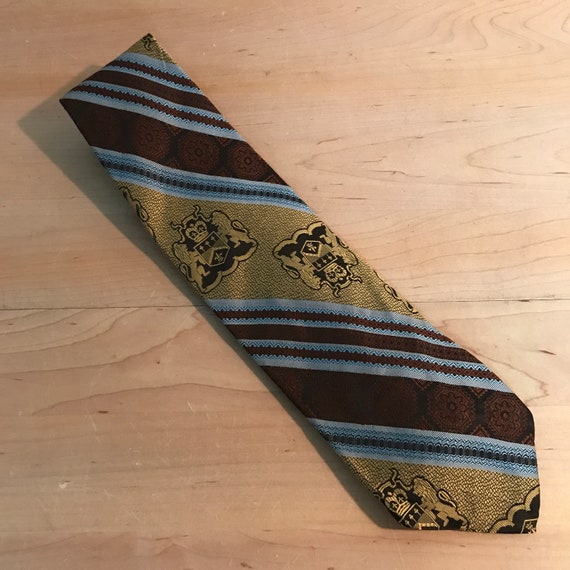 Vintage Super Wide Necktie 1970s Retro Heraldic M… - image 3