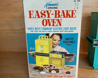 Vintage Easy-Bake Oven Midcentury Children's Baking Cooking Toy