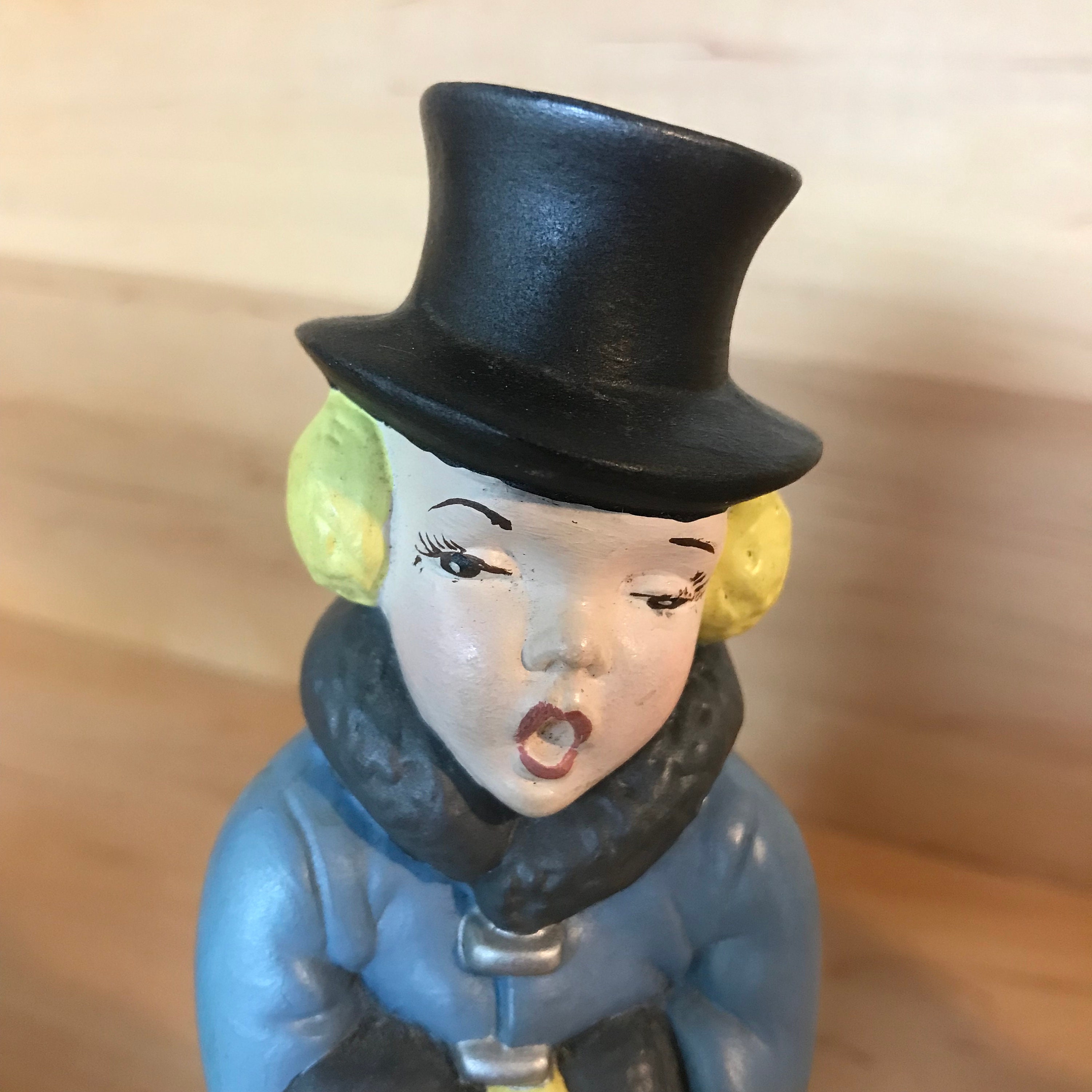 Vintage Ceramic Carolers - 3iendm1