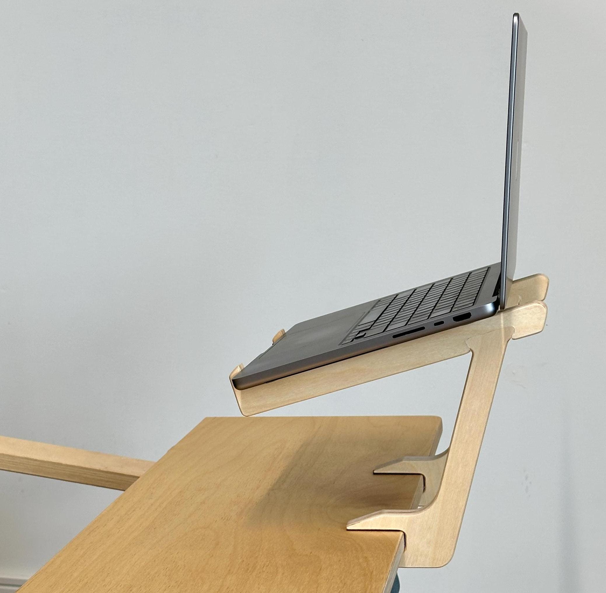Poang laptop stand discount