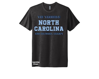 College Basketball - 1982 North Carolina Tarheels National Champs - Men & Women's T-shirt