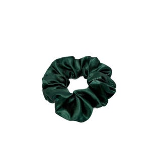 Mini Scrunchie de Seda Verde Floresta