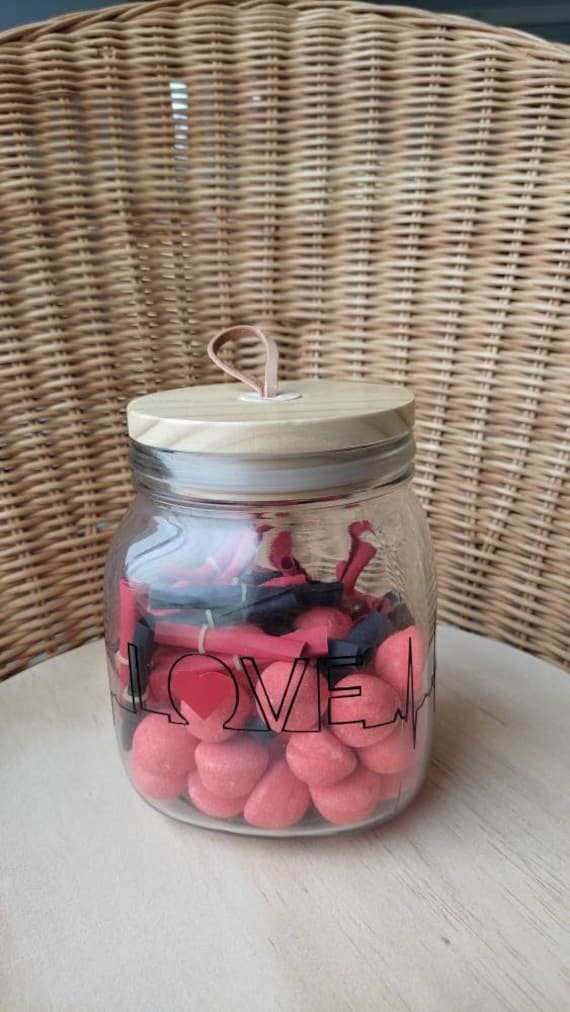 Bocal Boîte Décorative de Cuisine Saint Valentin avec Petits Mots et Gourmandises Dedans Cadeau Coup