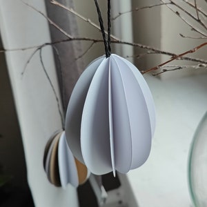 Paper eggs / fan eggs / set of 4 / 7 x 5 cm / colors: white-beige-black-white-beige / Easter eggs / Easter decorations image 7