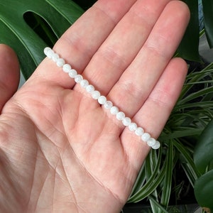 Moonstone bracelet (white)/bracelet made of natural stones/pearl bracelet/semi-precious stone bracelet - gemstone: moonstone