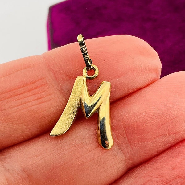 Vintage 14k Yellow Gold Initial Charm Pendant - Letter M