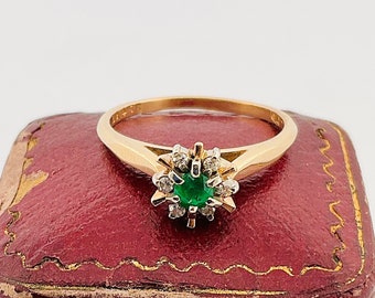 Vintage Natural Emerald Diamond 14k Yellow Gold Ring - Size 6