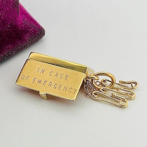 Vintage 14k Gelbgold Sloan und Co Notfall Sicherheitsnadeln Box Charm Anhänger