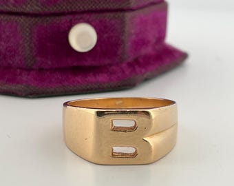 Anillo vintage con inicial de la letra B en oro amarillo de 14 k