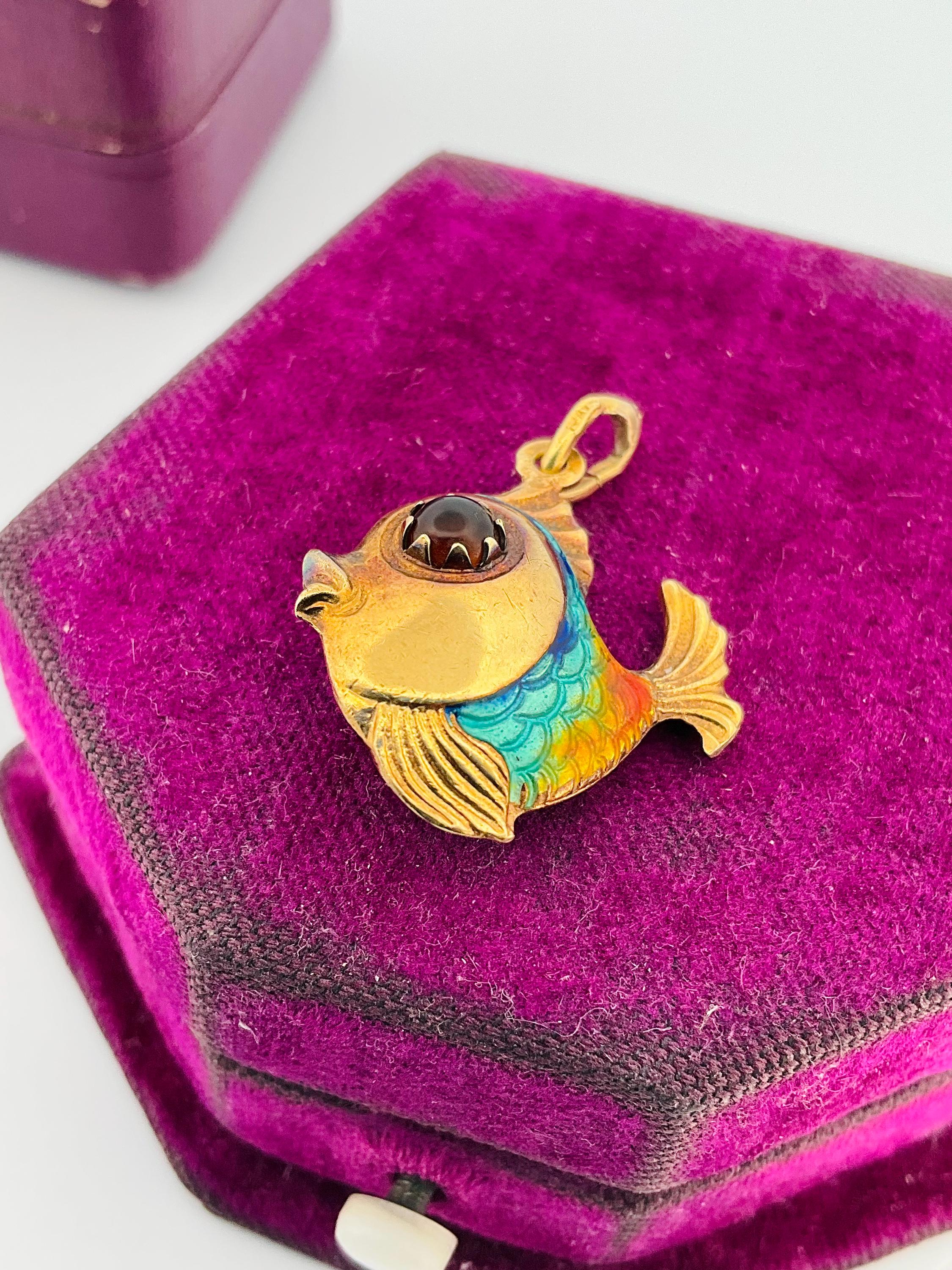 Pendentif Poisson En Or 18 Carats émaillé - Bijou Femme, Neuf Avec étiquette - Modèle 72859, Cadeau élégant
