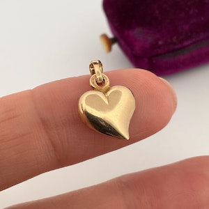 Vintage 10k Gelbgold Puffy gebogenes Herz Charm Anhänger (G)