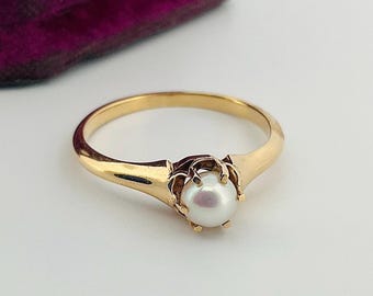 Anello vintage in oro giallo 14 carati con perla autentica da 4 mm - Misura 5.25